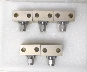 5 PIEZAS Terminación de montaje de brida Technology EMC - Imagen 1 de 4