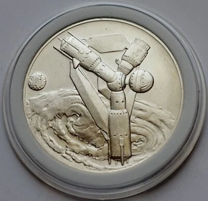 Medal 1971, The First Space Station - SPUTNIK SALUTE, Pure Silver 1000, 40mm - Picture 1 of 2