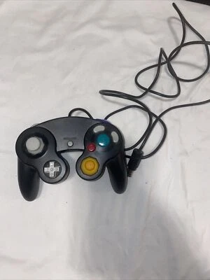 CirKA M05819BK Gamepad Untested - Image 1 of 2