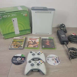 Microsoft Xbox 360 256MB Arcade Console Box Set - RARE w/ 5 Games 2 Controllers - Picture 1 of 13