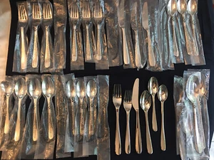 Lenox Stainless Flatware 18/10 Service for 4 plus Serving Pieces - Picture 1 of 5