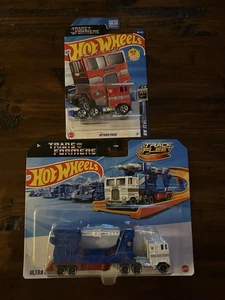 2025 Hot Wheels Track Fleet TRANSFORMERS UITRA MAGNUS & OPTIMUS PRIME. - Picture 1 of 3