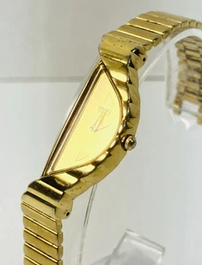 Reloj de mujer vintage Seiko Rivoli “Half Moon” tono dorado 1F20-5D59 con BATERÍA NUEVA - Imagen 1 de 12