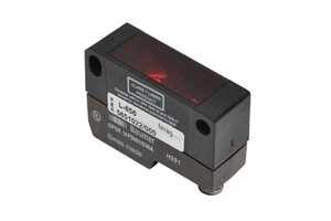 BAUMER retro-reflective laser sensor OPDK 14P3901/S35A, OPDK14P3901/S35A 5651022 - Picture 1 of 6