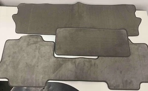 TOYOTA SIENNA 2007-2009 Factory REAR ONLY Carpet Set of 3 Floor Mats Light Grey - Picture 1 of 1