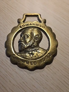 Vintage Horse Harness Brass Medallion Bridle Ornament Edward VII Crowned 1902 - Picture 1 of 4