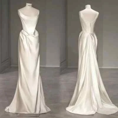 Satin Sheath Wedding Dresses Scoop Neck Pleats Backless Bridal Gowns Custom Made - Image 1 of 4