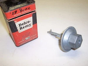 NOS Delco Vacuum Advance - 1957 thru 59 Buick V8 - 1116155 - Picture 1 of 3