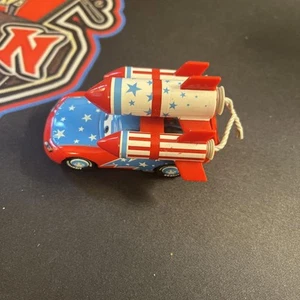 Disney Pixar Cars Daredevil McQueen LOOSE spedito con scatola - Foto 1 di 1