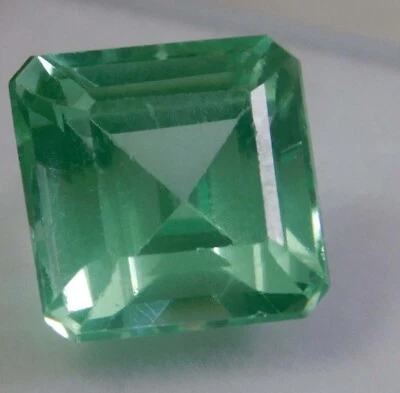 Piedra preciosa esmeralda verde natural con forma de esmeralda certificada GGL de 5,10 quilates para fabulosa Foto 1 de 4
