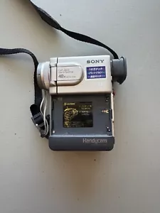 SONY Digital Video Camera DCR-PC10 Japanese Version - Picture 1 of 6