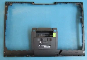 HP TOUCHSMART 610-1030 LCD MIDDLE FRAME ASSEMBLY COVER 644802-001 - Imagen 1 de 4