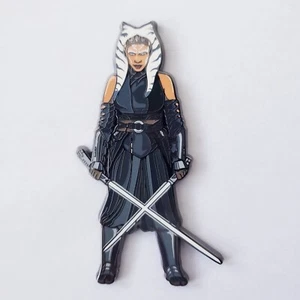 Disney Ahsoka Star Wars The Mandolorian FiGPiN 2020 - Bild 1 von 2