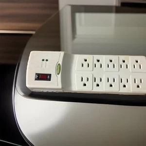 Fellowes Extension Cord with Surge protector Model 99022 - Picture 1 of 7