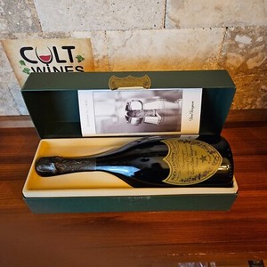 1990 Dom Perignon Brut Champagne in Gift Box [RP-98pts]