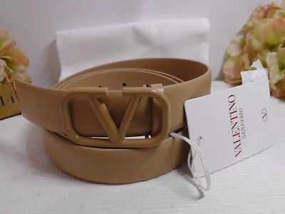 Valentino Garavani Men's Cappuccino Leather VLogo Buckle Belt Size 105 or 41 inc - Image 1 of 4
