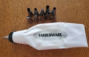 Professional Farberware Cake Pastry Decorating Set - Reusable Bag w/ 10 Tips - Picture 1 of 3