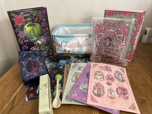 Fairyloot July 2024 - Sleep Like Death by Kalynn Bayron SIGNED - Full Box - Picture 1 of 18