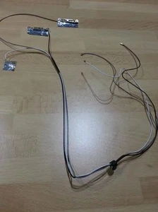 Antenne WIFI per MEDION MIM2300 antennini + cavi flat cable cavo wireless - Foto 1 di 1