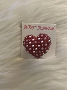 Betsey Johnson Heart XOXO PEARL Gold Tone Glass Stone/ Faux Pearl Stretch Ring - Picture 1 of 3