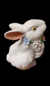 Estatua de conejo blanco para tu colección o conejo vintage de Pascua extremadamente bonita - Imagen 1 de 3