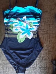 Badeanzug Fa. Hunkemöller Gr. 40  B/ C  ohne Körbchen  dkl.blau mit Motiv - Bild 1 von 9