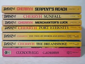 Zestaw 7 książek C. J. Cherryh (oprawa miękka) lata 80. vintage