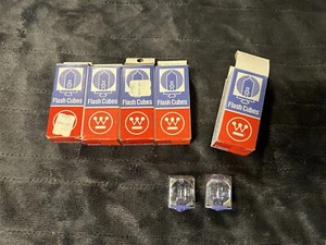 4x 3 PACK WESTINGHOUSE FLASH CUBES + 2 PACK "14 TOTAL BULBS" COLOR BALANCED - Picture 1 of 7