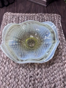 ANTIQUE Northwood Opalescent Argonaut Nautilus Shell Vaseline Glass Dish 3.5"H - Picture 1 of 6