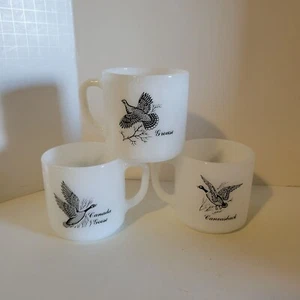 Vintage MCM Federal 3er Set Milchglas Kaffeetassen mit Vogelmotiven - Bild 1 von 7