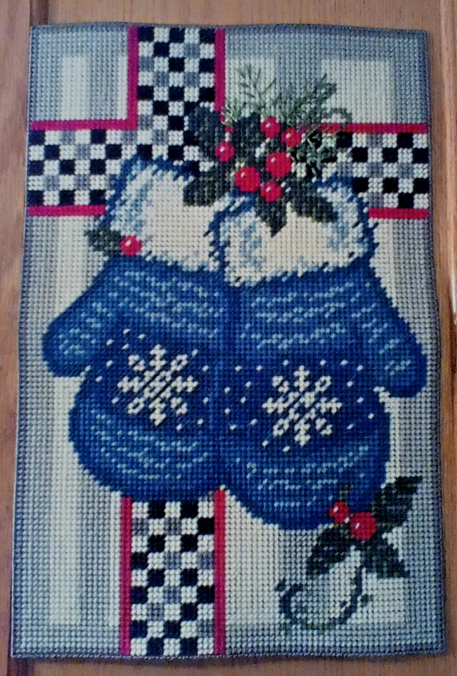 Plastic Canvas "FINISHED" Item----"Merry Mittens" porch flag - Image 1 of 1