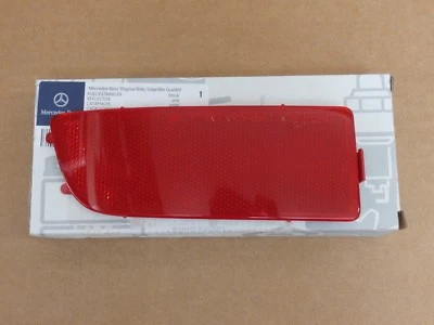 Mercedes Benz Genuine Sprinter 2500 3500 Rear Left Reflector Red NEW 2010-2013 - Image 1 of 3