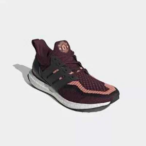 Adidas Men's Manchester United Ultra Boost DNA Running shoes Size 10.5 us FZ3620 - Picture 1 of 5