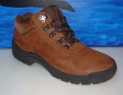 Zapatos para mujer St Johns Bay de cuero marrón talla 8M  Foto 1 de 4