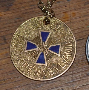 VTG 1961 Medal Key Chain Ohio & Pennsylvania Railroad Iron Cross Gemstone Inlay - Picture 1 of 4