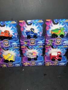 PAW PATROL The MIGHTY MOVIE Pup Squad Racers Set of 6 NEW for 2023 - Picture 1 of 2
