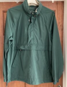 Men’s Abercrombie & Fich Dark Green Pull Over Jacket.Size L