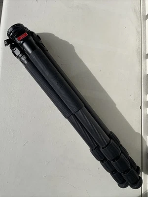 3Pod 3Pod Everest T3 4-Section Carbon Fiber Tripod for Camera, Compact Travel Tr - Image 1 of 3