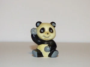 Tao Et Son Amis, Tao Assis, Erhobene Hand 1984, Collection, Résolution - Bild 1 von 5