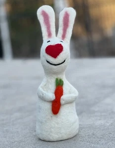 Acogedor huevo de fieltro de conejo | Calentadores de huevos, sombreros de huevo, acogedor huevo de Pascua - Imagen 1 de 7