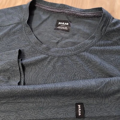Prana Green Geometric All Over Print Crewneck L/S T-Shirt Men's L Stretch - Image 1 of 4