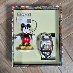 Set Personaggi e Orologio Disney Topolino Naso Rotto Orologio Non Funzionante Usato - Foto 1 di 5