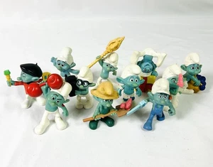 Figurine Puffi in PVC McDonald’s Happy Meal Toys 2011 e 2013 - Lotto di 11 - Foto 1 di 7