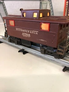 LIONEL O-GAUGE 2757 PENNSYLVANIA   ILLUMINATED  CABOOSE , with box(135) - Picture 1 of 18