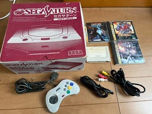Consola SEGA Saturn Color Blanco y Mando con CAJA y 3 Juegos Japón 0506 - Imagen 1 de 23