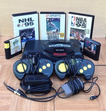 Vintage Original SEGA GENESIS 16-bit Console with Video Games BUNDLE