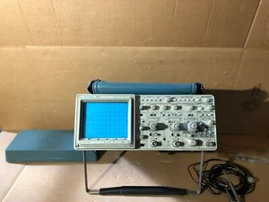 Tektronix 2232 100 MHz Digital Storage Oscilloscope with Probes - Picture 1 of 12
