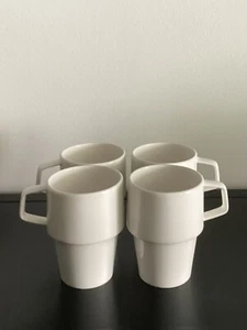Villeroy & Boch Affinity 13,5 oz. Weißer Porzellan Stapelbecher mit Henkel (4) - Bild 1 von 8