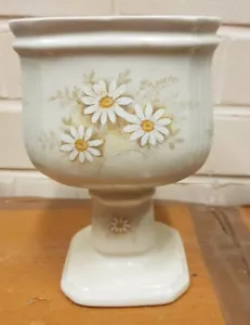Preloved Vintage English Daisy Flowers Ceramic Compote - Picture 1 of 6