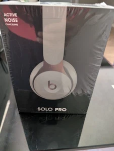 wireless headphones over ear noise cancelling - Picture 1 of 2